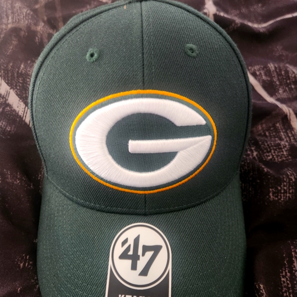 47 Brand Green and White Packers One Sz Strap Cap